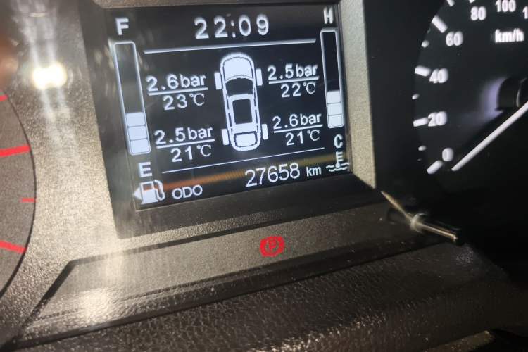 Used BAW 212 Classic 2020 2.4T square door hardtop Odometer Close Up