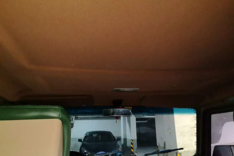 Used BAW 212 Classic 2020 2.4T square door hardtop Headliner