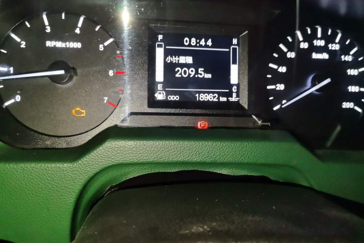 Used BAW 212 Classic 2020 2.4T square door hardtop Odometer Close Up