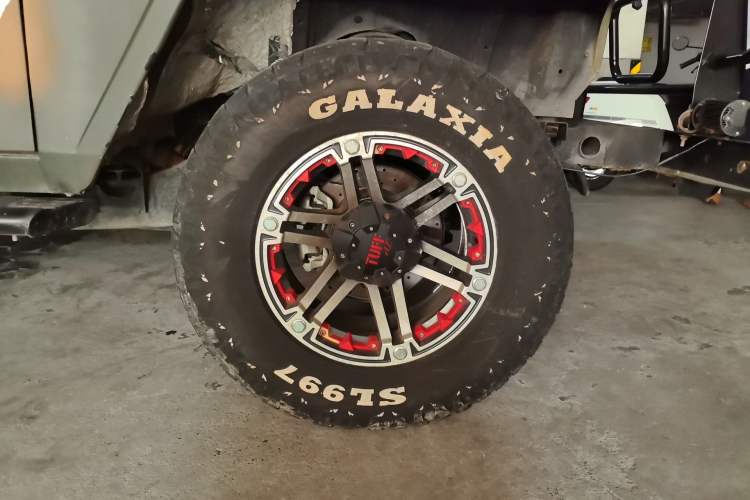 Used BAW 212 Classic 2020 2.4T square door hardtop Right Front Wheel Hub