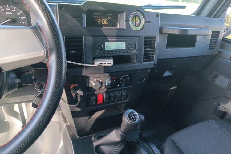 Used BAW 212 Classic 2020 1.5T square door hardtop Audio And AC Panel