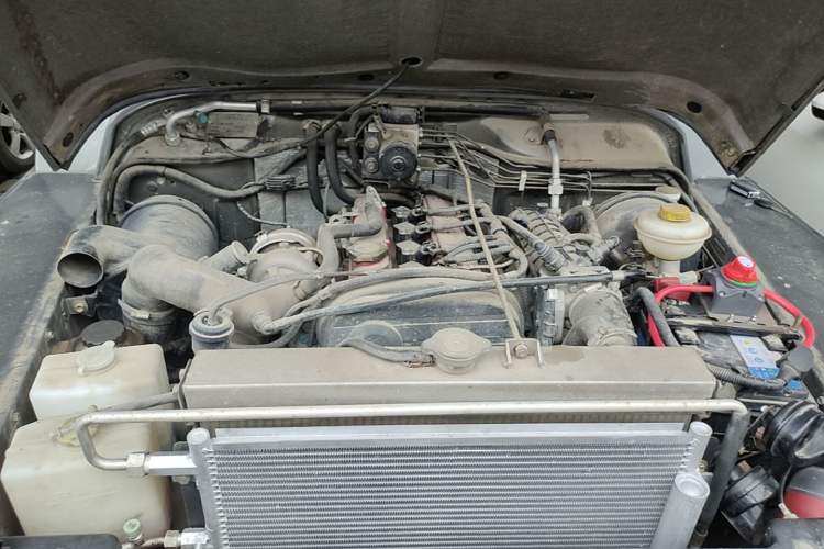 Used BAW 212 Classic 2020 2.4T square door hardtop Engine Bay