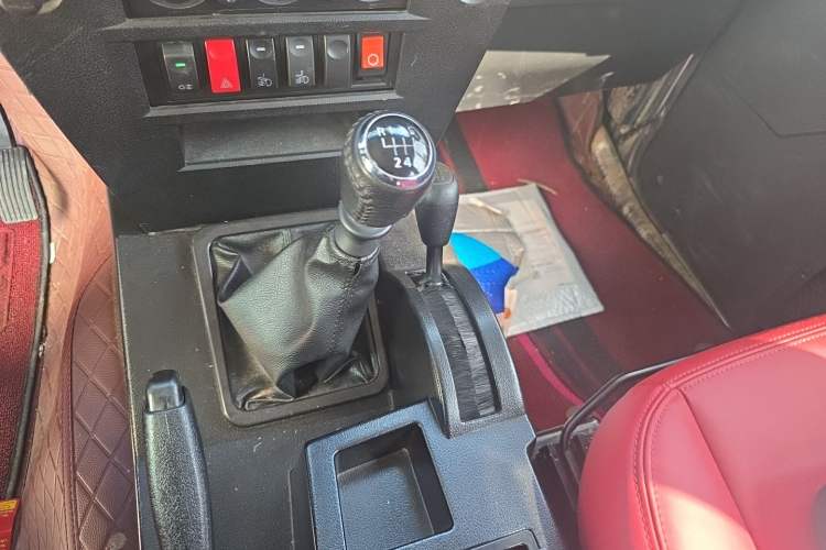 Used BAW 212 Classic 2020 2.4T square door hardtop Gear Lever