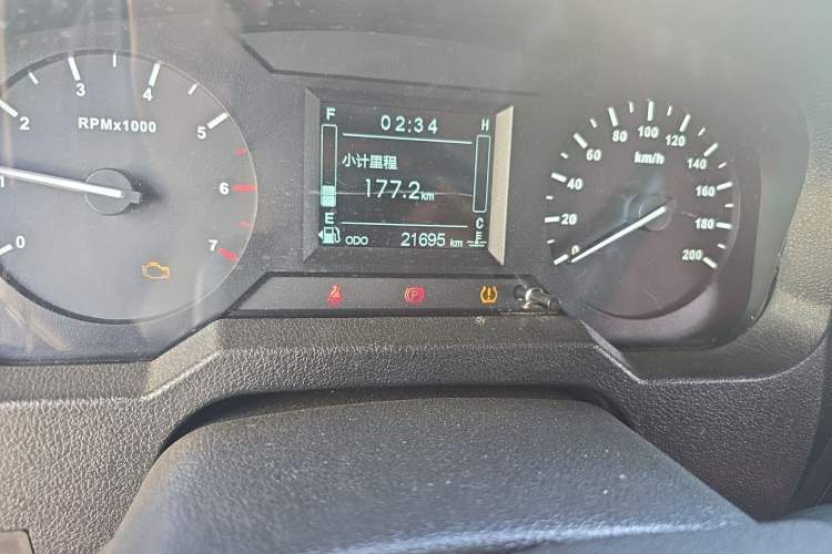 Used BAW 212 Classic 2020 2.4T square door hardtop Odometer Close Up
