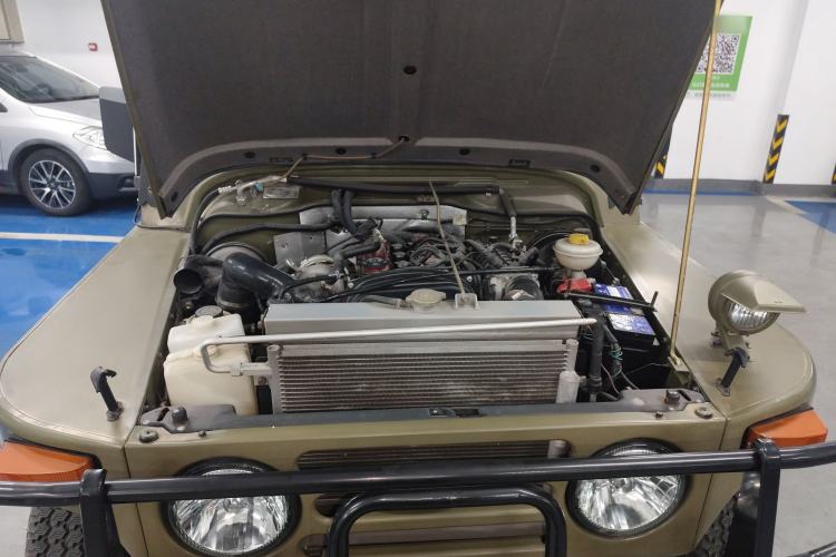 Used BAW 212 Classic 2020 2.4T square door hardtop Engine Bay