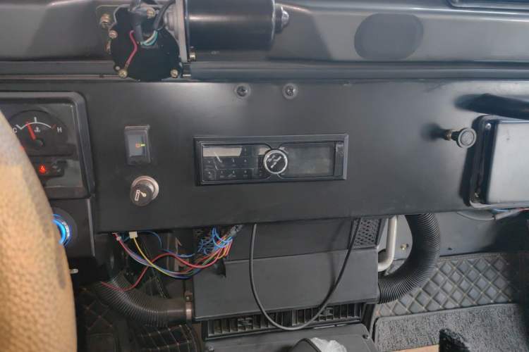 Used BAW 212 Classic 2020 1.5T square door hardtop Audio And AC Panel