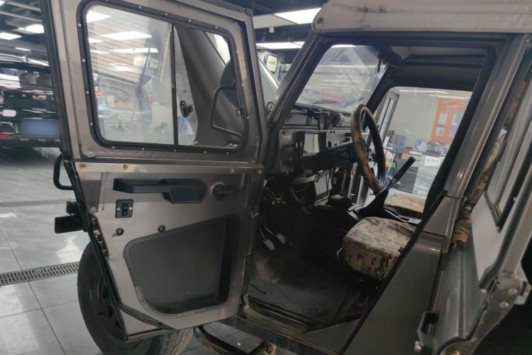 Used BAW 212 Classic 2020 1.5T square door hardtop Driver Seat