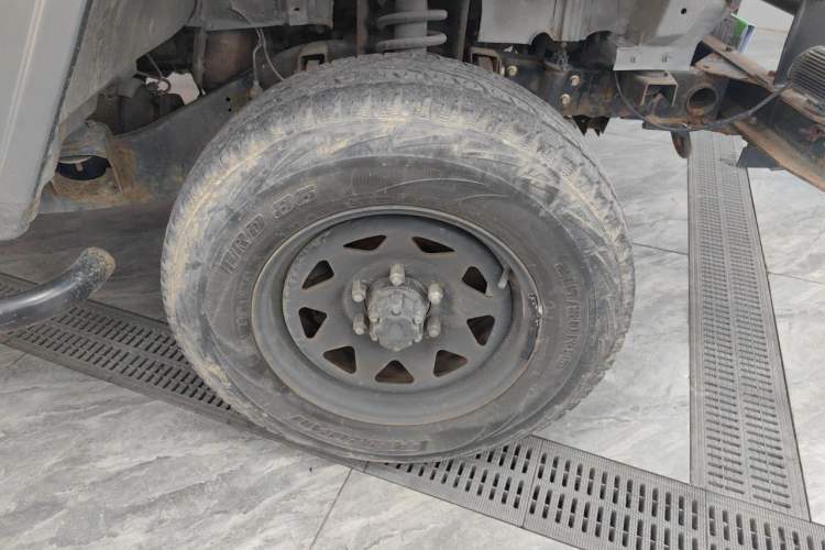 Used BAW 212 Classic 2020 1.5T square door hardtop Right Front Wheel Hub