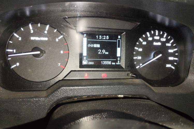 Used BAW 212 Classic 2020 2.4T square door hardtop Odometer Close Up