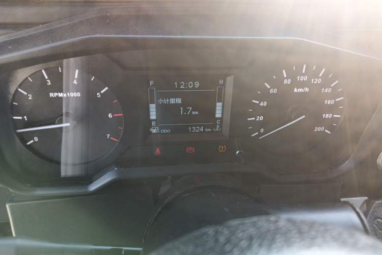 Used BAW 212 Classic 2021 2.4T Triangle Door Centennial Tribute Edition Odometer Close Up