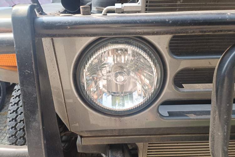 Used BAW 212 Classic 2021 1.5T Triangle Door Centennial Tribute Edition Right Front Headlight