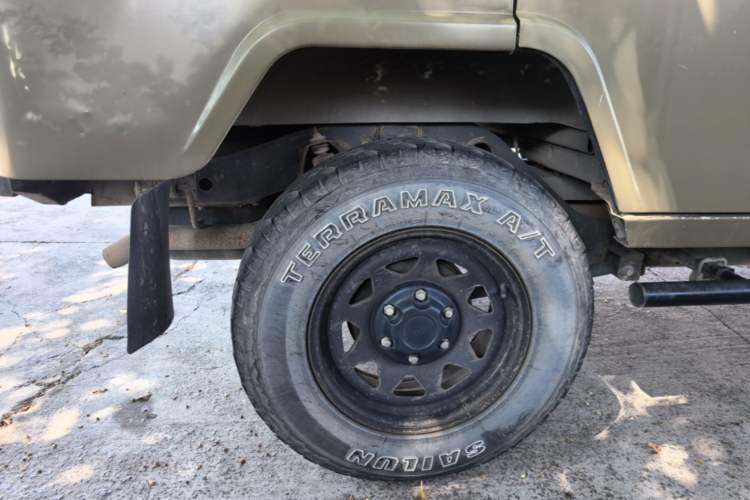 Used BAW 212 Classic 2021 2.4T Triangle Door Centennial Tribute Edition Right Rear Wheel Hub