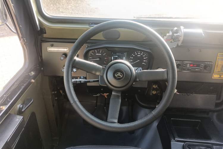 Used BAW 212 Classic 2021 2.4T Triangle Door Centennial Tribute Edition Steering Wheel