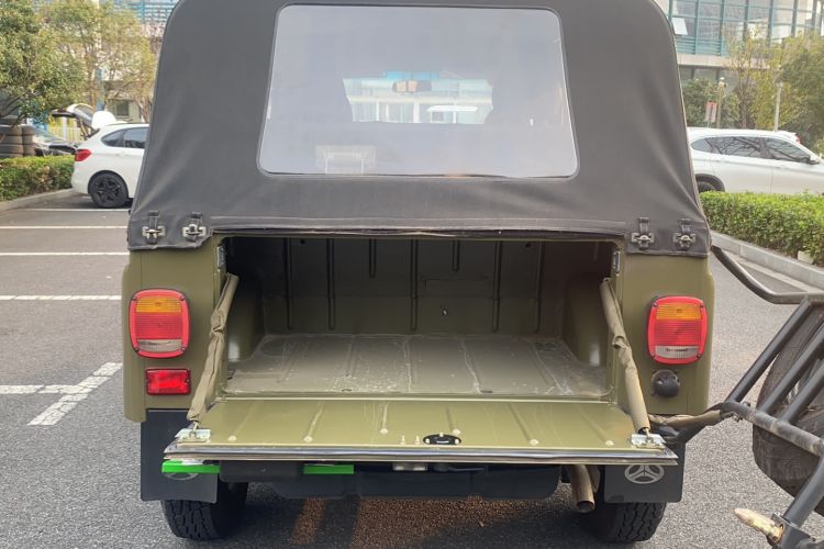 Used BAW 212 Classic 2021 2.4T Triangle Door Centennial Tribute Edition Trunk