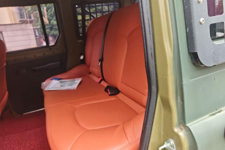 Used BAW 212 Classic 2022 2.0L hardtop with side doors Left Rear Seat