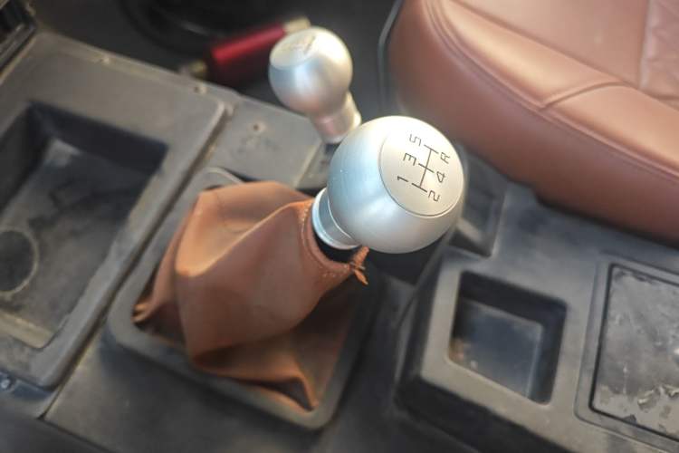Used BAW 212 Classic 2022 2.0L Comrade 1951 Gear Lever