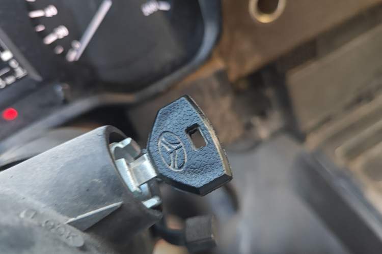 Used BAW 212 Classic 2022 2.0L Comrade 1951 Vehicle Key