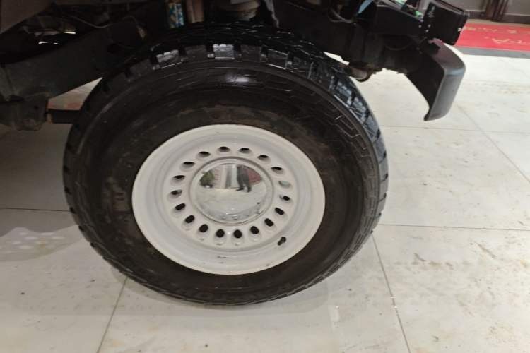 Used BAW 212 Classic 2023 Sniper 2.4T Manual Light-duty Model Right Front Wheel Hub