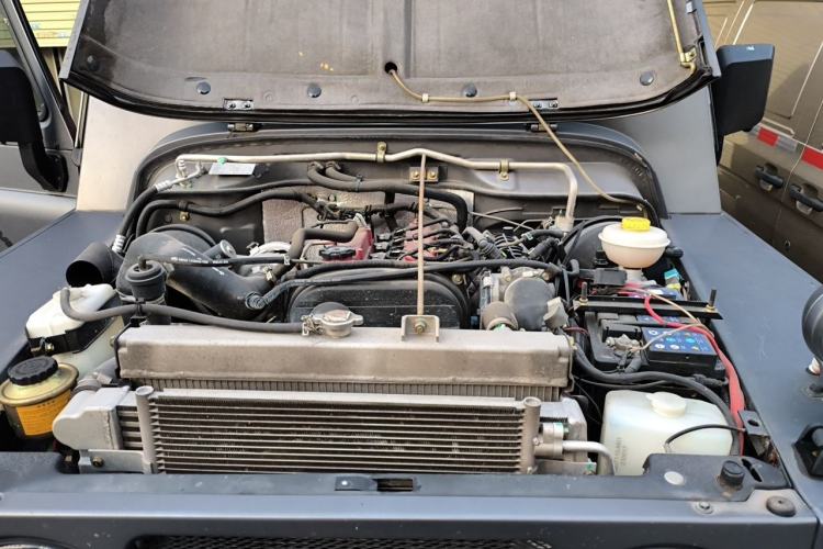 Used BAW 212 Classic 2023 Sniper 2.4T Manual Light-duty Model Engine Bay