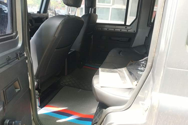 Used BAW 212 Classic 2023 Sniper 2.4T Manual Light-duty Model Left Rear Seat