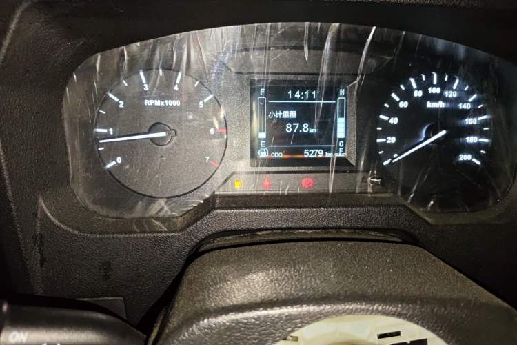 Used BAW 212 Classic 2023 Sniper 2.4T Manual Enhanced Edition Odometer Close Up