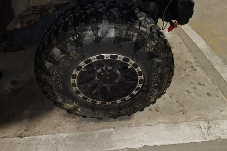 Used BAW 212 Classic 2023 Sniper 2.4T Manual Enhanced Edition Right Front Wheel Hub