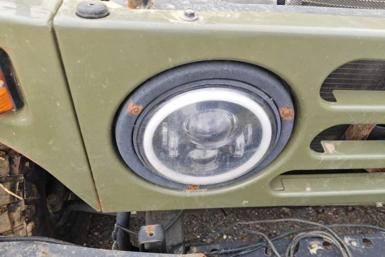 Used BAW 212 Classic 2023 Sniper 2.4T Manual Light-duty Model Right Front Headlight