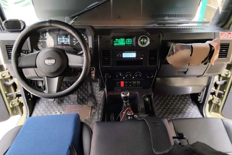 Used BAW 212 Classic 2023 Sniper 2.4T Manual Light-duty Model Center Console