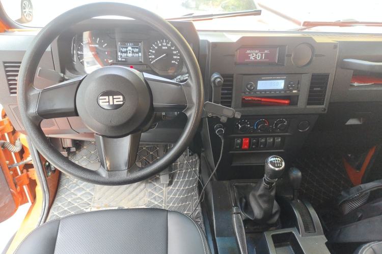 Used BAW 212 Classic 2023 Sniper 2.4T Manual Light-duty Model Center Console