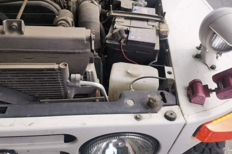 Used BAW 212 Classic 2023 Sniper 2.4T Manual Light-duty Model Engine Bay Left
