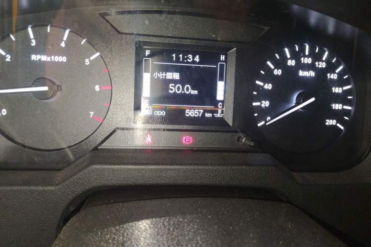 Used BAW 212 Classic 2023 Sniper 2.4T Manual Light-duty Model Odometer Close Up