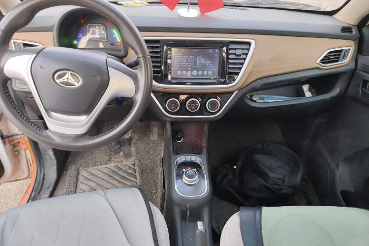 Used BAW BAIC Big Cat 2020 Basic Model Audio And AC Panel