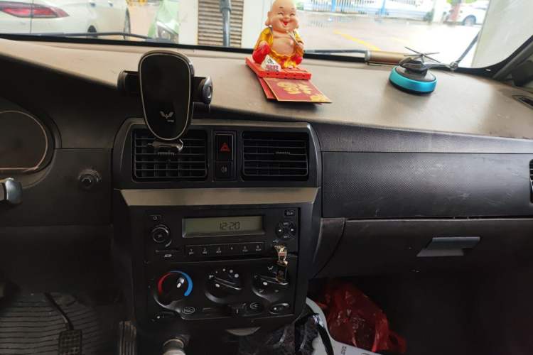 Used BAW BAIC Mini Hippo 2020 All-Electric Van Logistics Vehicle Battery Non-Heated Version Audio And AC Panel