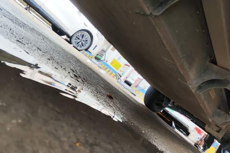 Used BAW BAIC Mini Hippo 2020 All-Electric Van Logistics Vehicle Battery Non-Heated Version Chassis Rear Right
