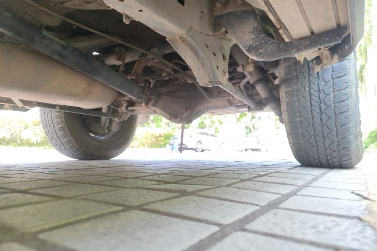 Used BAW Beijing BW007 2015 2.0L two-wheel drive Comfort version Chassis Rear Left