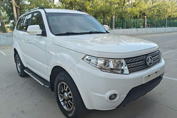 Used BAW Beijing BW007 2015 2.0T Two-Wheel Drive Luxury Edition Front Right 45 Deg