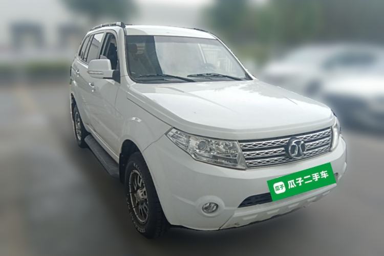 Used BAW Beijing BW007 2015 2.0T two-wheel drive Comfort version Front Right 45 Deg