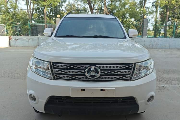 Used BAW Beijing BW007 2015 2.0T Two-Wheel Drive Luxury Edition Front