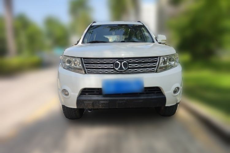 Used BAW Beijing BW007 2015 2.0L two-wheel drive Comfort version Front