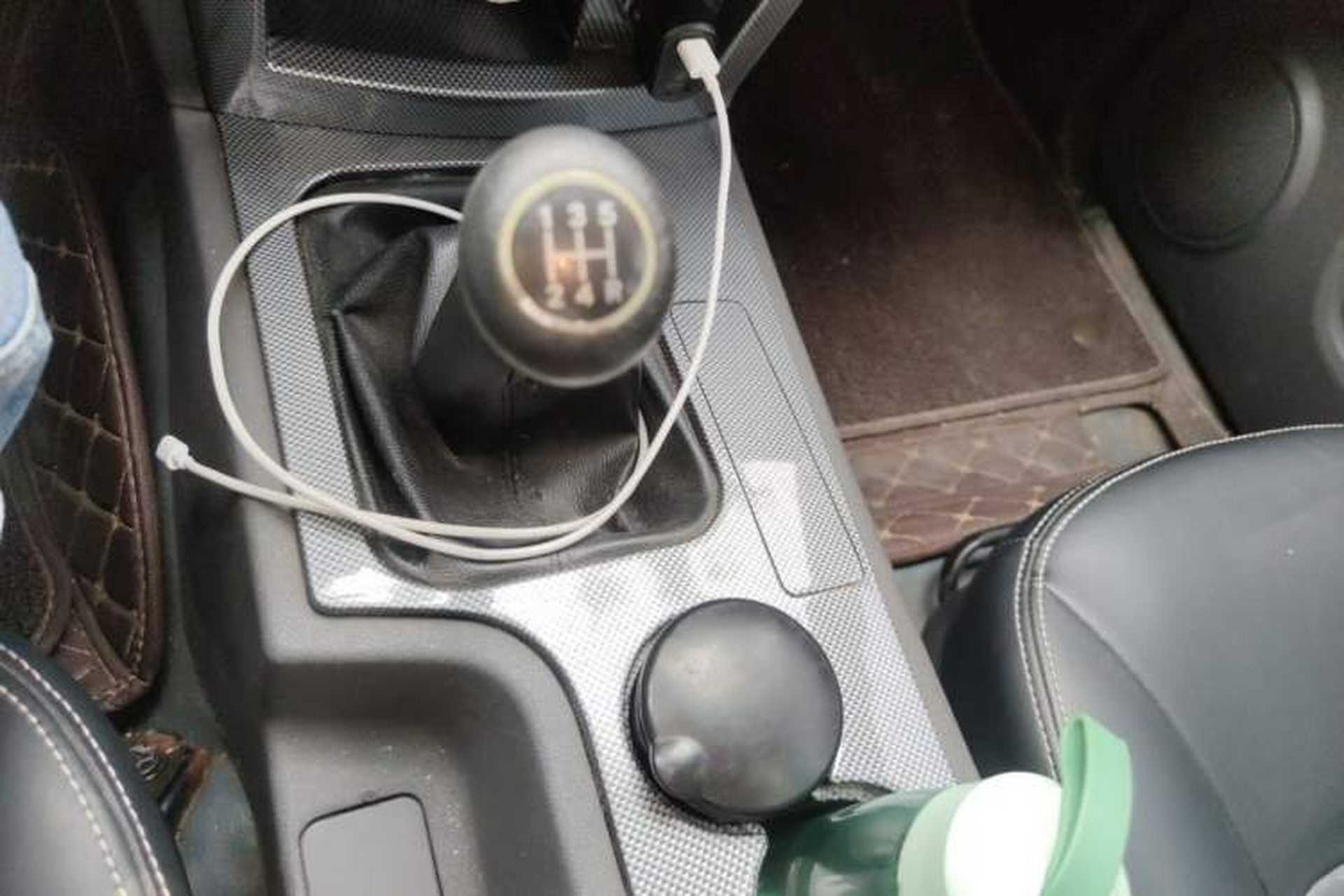 Used BAW Beijing BW007 2015 2.0L two-wheel drive Comfort version Gear Lever