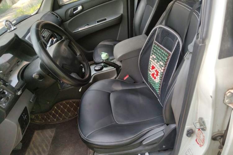 Used BAW Beijing BW007 2015 2.0L two-wheel drive Comfort version Left Front Seat