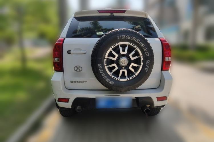 Used BAW Beijing BW007 2015 2.0L two-wheel drive Comfort version Rear