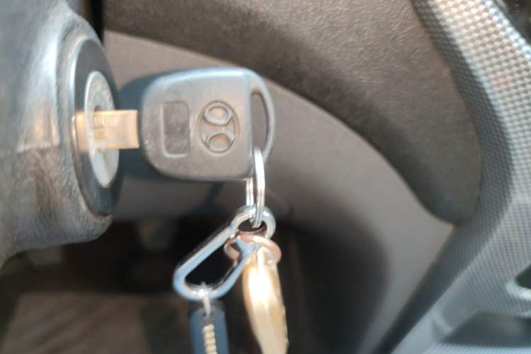 Used BAW Beijing BW007 2015 2.0L two-wheel drive Comfort version Vehicle Key