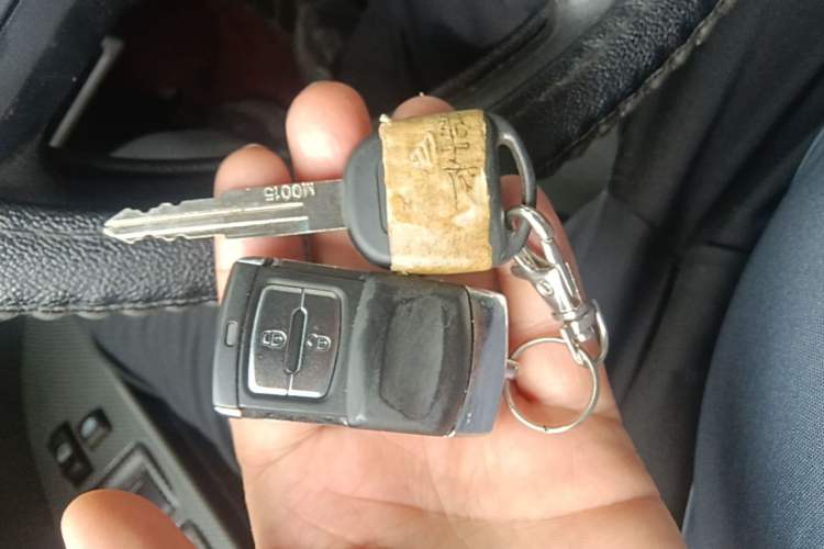 Used BAW Beijing BW007 2015 2.0T two-wheel drive Comfort version Vehicle Key