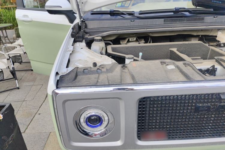 Used BAW Free Kingdom vala 2025 Pure Electric Pro Engine Bay Right