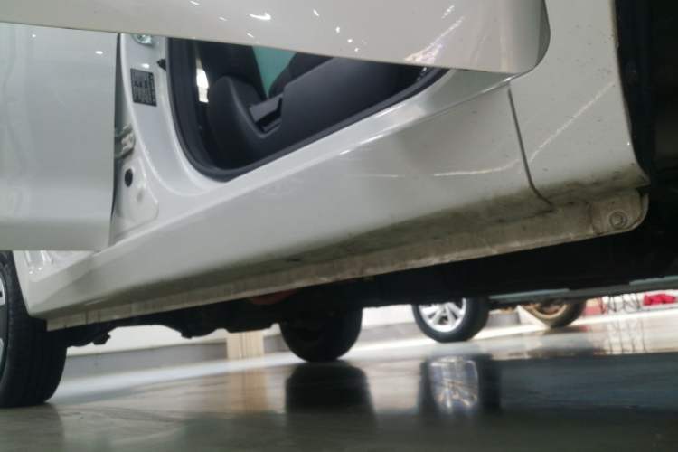 Used BAW Jiabao 2023 Light Enjoyment Edition Right Side Sill
