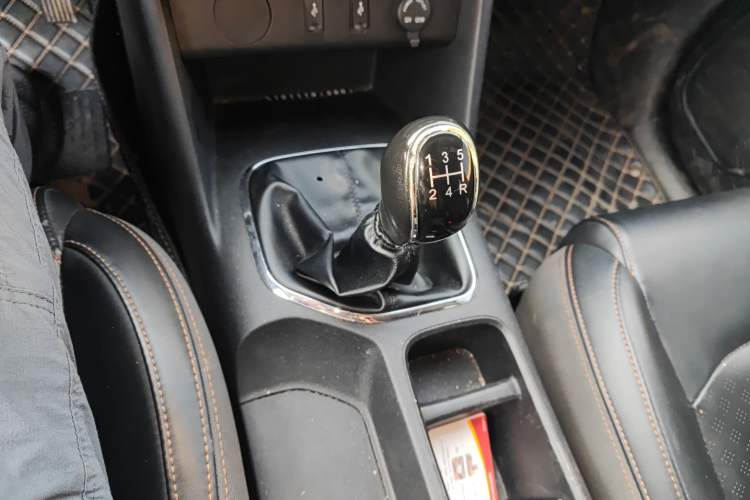 Used BAW Kaluli 2023 2.0L Manual Long Wheelbase Energy Edition Gear Lever