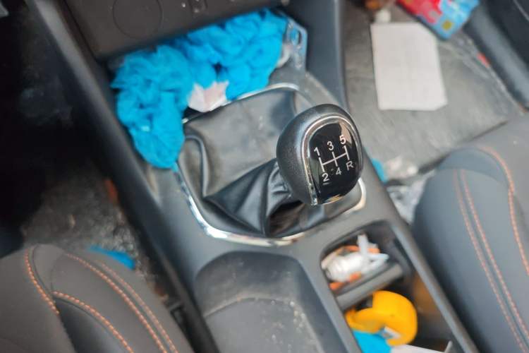 Used BAW Kaluli 2023 2.0L Manual Long Wheelbase Struggle Edition Gear Lever