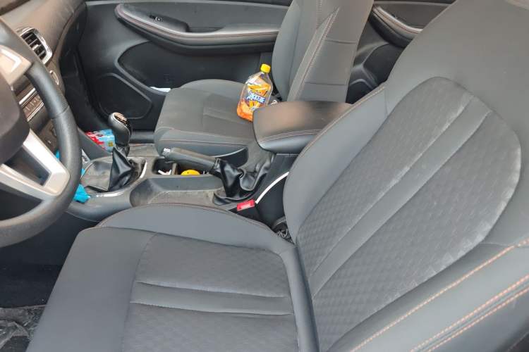 Used BAW Kaluli 2023 2.0L Manual Long Wheelbase Struggle Edition Left Front Seat