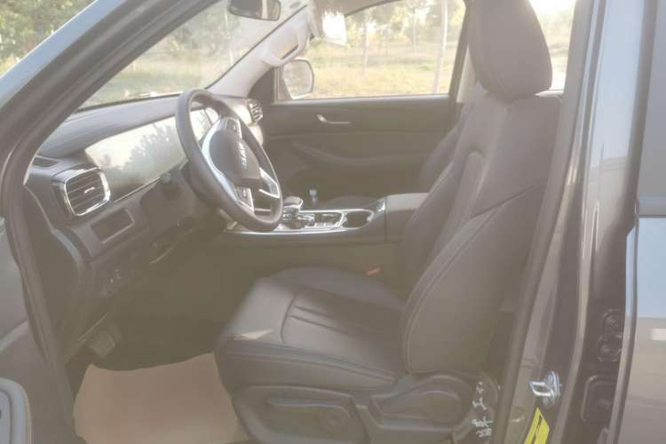 Used BAW Kaluli 2023 2.0L Automatic Long Wheelbase Achievement Edition Left Front Seat
